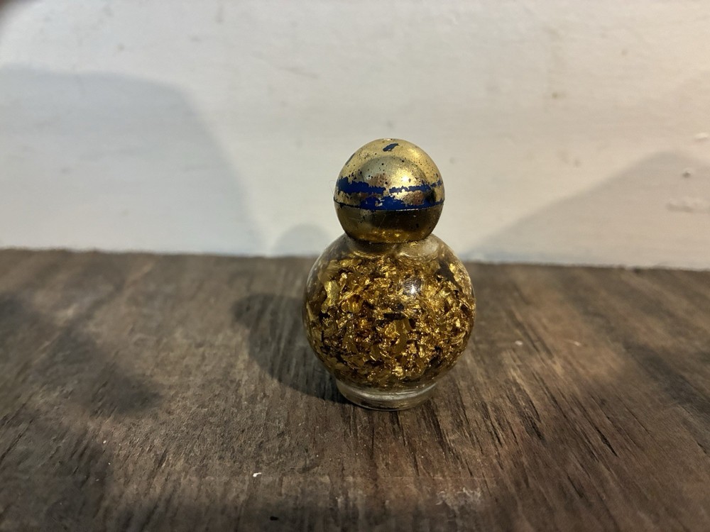 Real Gold Leaf Flakes in Liquid Small Bottle
