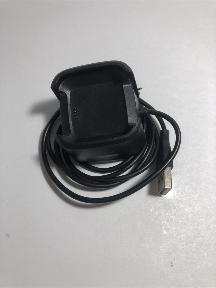 Fitbit Versa Lite , FB415SRWT Fitness Smartwatch Activity Tracker, White Used