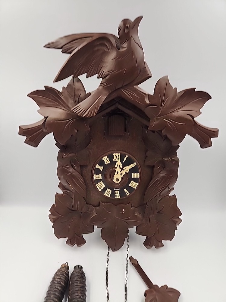Vintage German Black Forest Cuckoo Clock ~ Circa 1940's ~