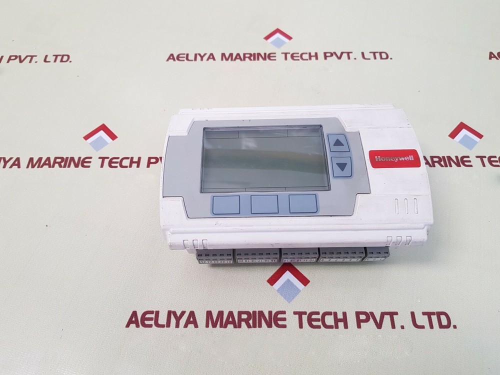 Honeywell ub4334sen temperature controller