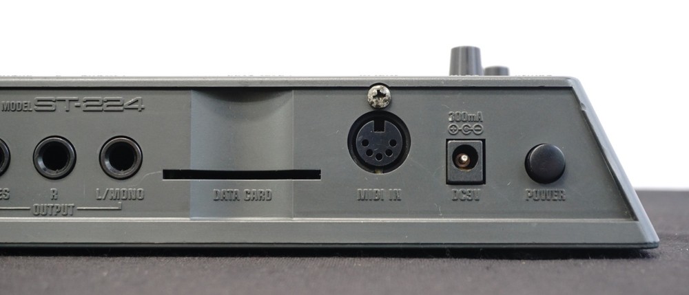 Zoom ST-224 SampleTrak Drum / Groove Machine & Sampler