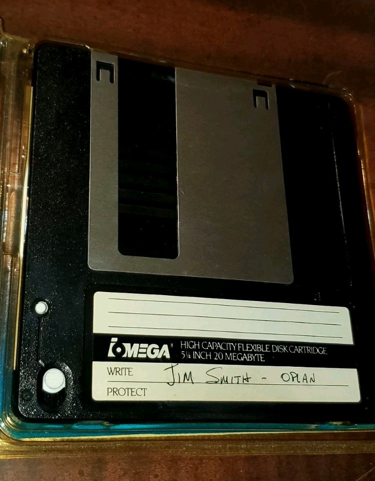 USED - Vintage BERNOULLI iOmega MultiDisk 230MB Disk Rewritable