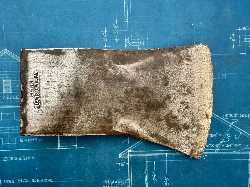 VINTAGE TRUE AMERICAN MANN AXE HEAD HATCHET TOOL CARPENTER
