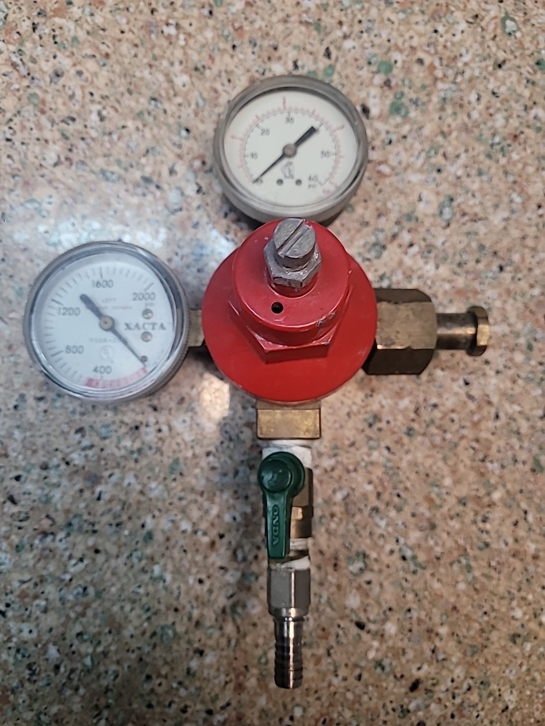 Micro Matic CO2 Regulator, Primary Xacta Double Gauge 2000psi 60psi