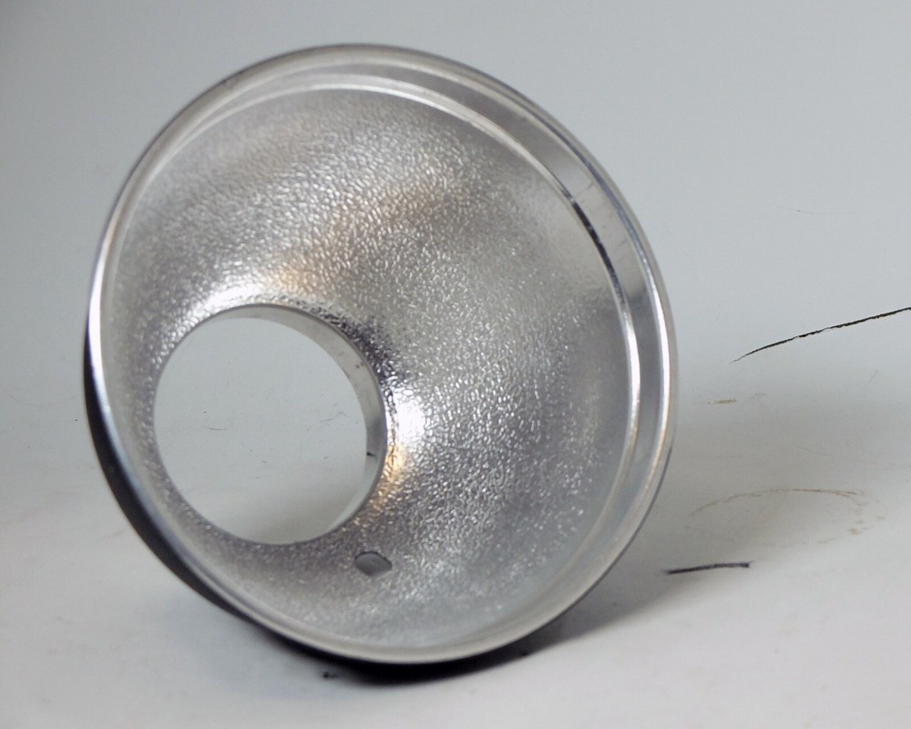 Standard 7" Diameter Umbrella Reflector Studio Strobe Used