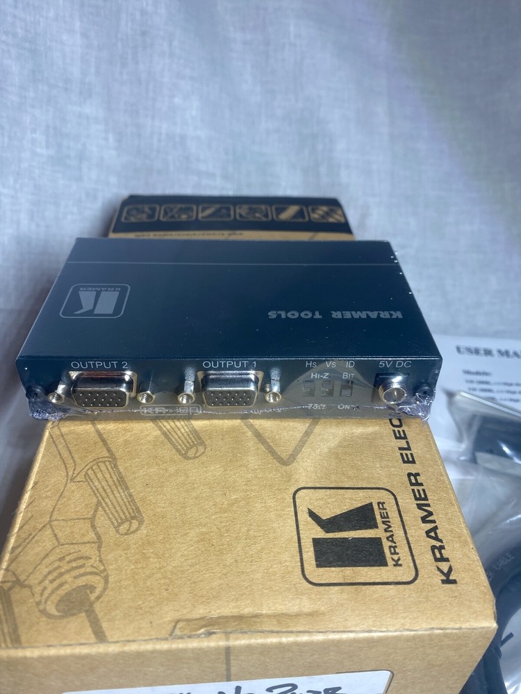 Kramer VP-200K 1:2 Computer Graphics Video Distribution High Resolution NEW STP