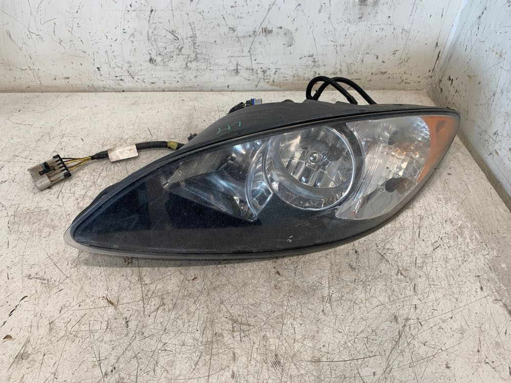 2016 International Prostar Headlight (611-16953)