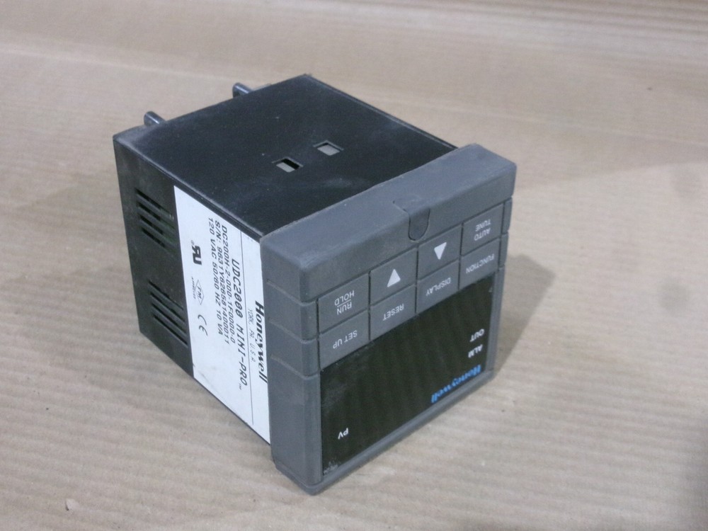 Honeywell UDC2000 Mini Pro Temperature Controller AK