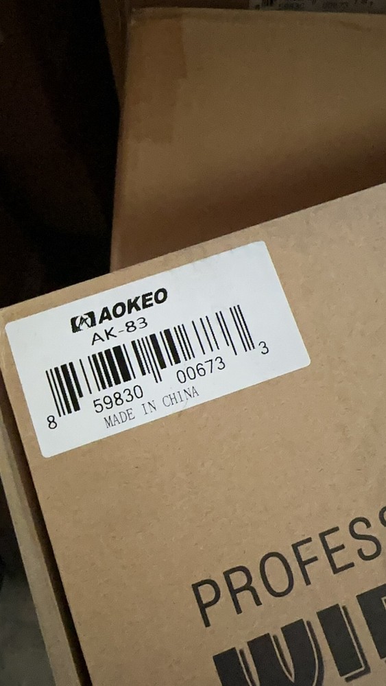 Aokeo AK-83 Professional Wireless Microphone