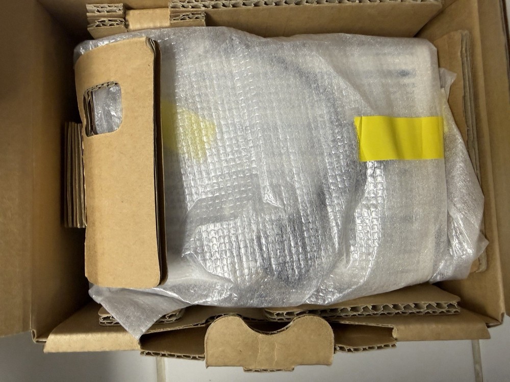 SONY DSR-DU1 + CA-DU1 + PDVM-32N/3 Compact Videodisk Unit Bundle