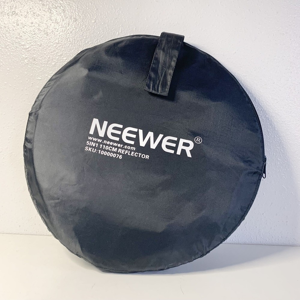 Neewer 5-in-1 Portable Round 110cm Light Reflector Collapsible
