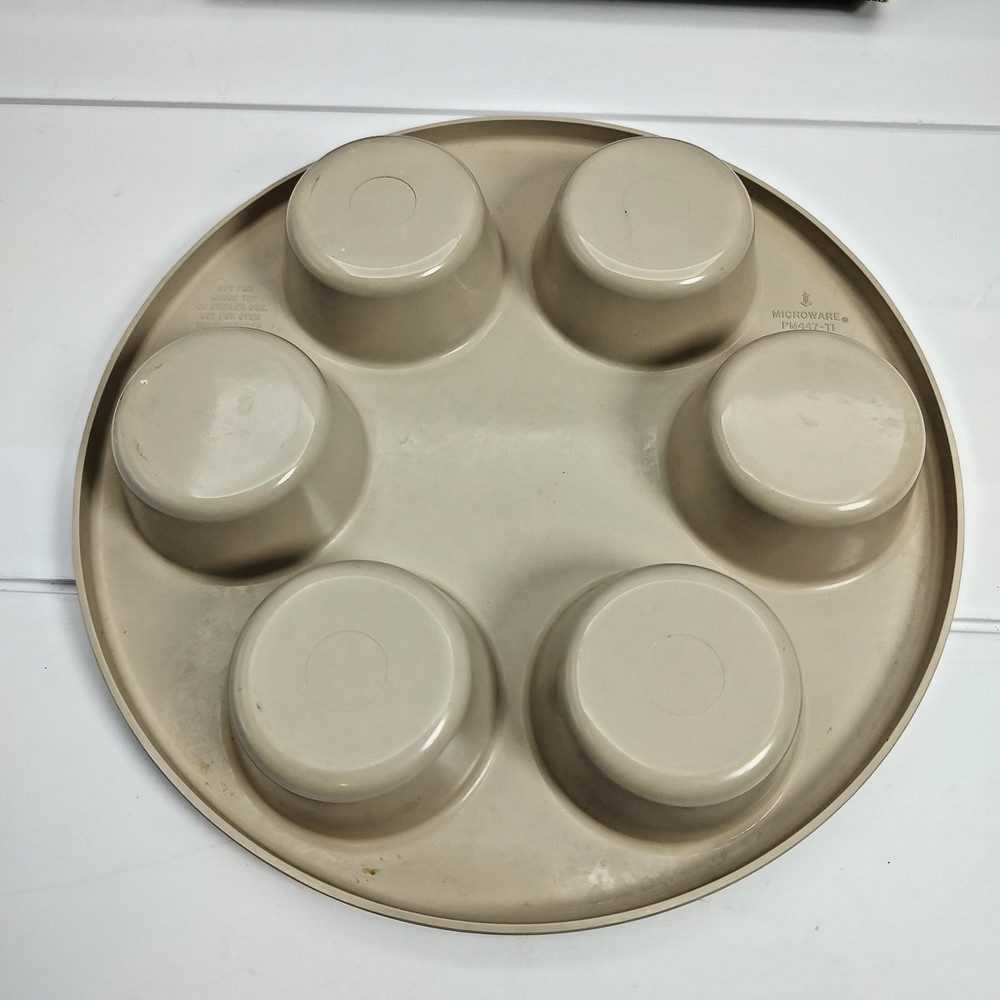 Anchor Hocking MICROWARE Microwave Baking Cookware Set Muffin Pan & Baking Ring