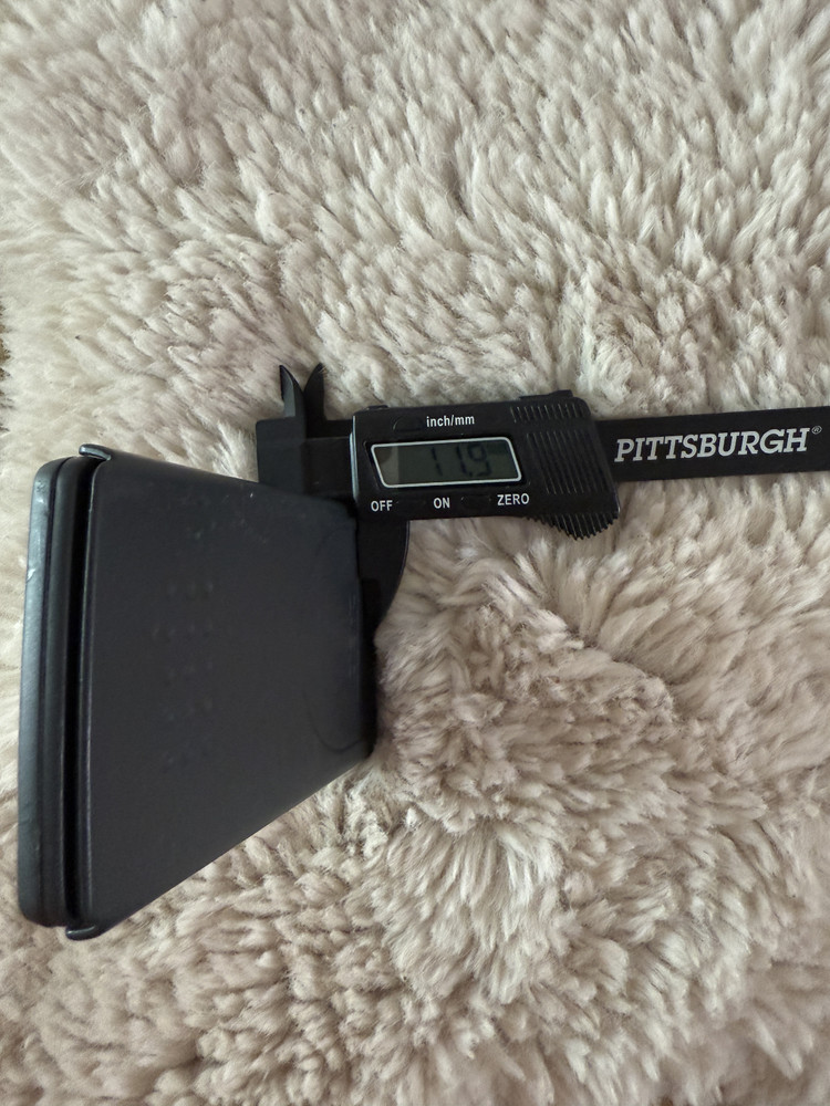 Pittsburgh 6 inch digital caliper- works! with battery-plastic