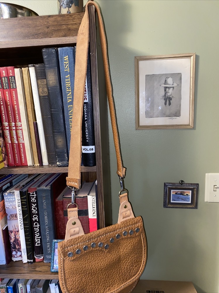 Black Powder Mountain Man Leather Hand Made Possible Bag With Strap