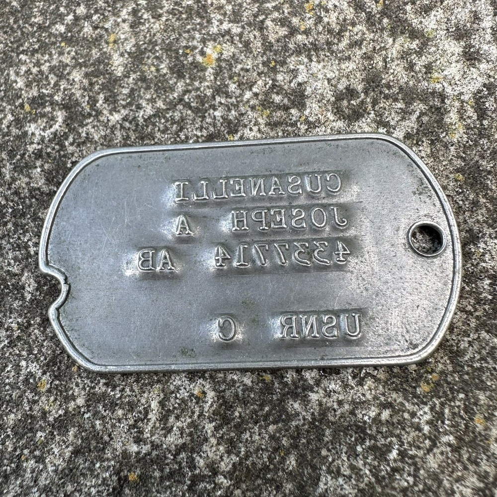 ORIGINAL WWII Post WW2 US Navy Reserve Single Dog Tag Military Uniform