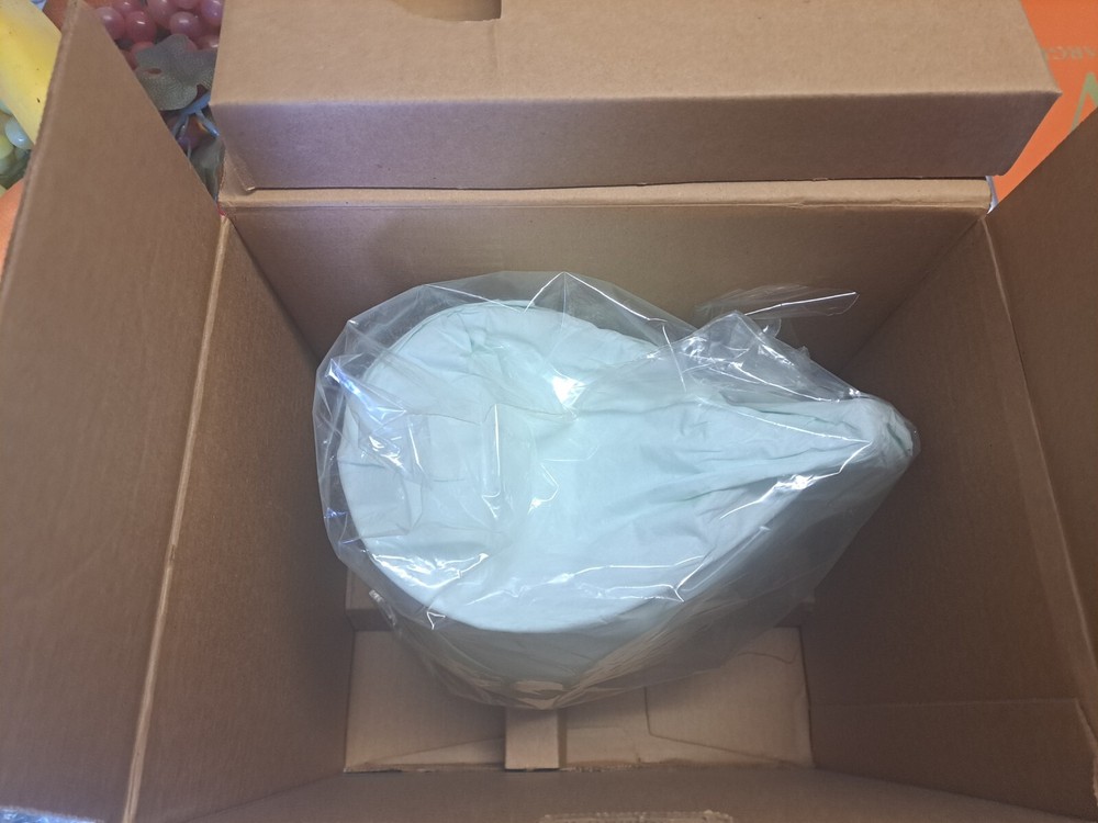 Vintage, new in box, Beverage Pitcher 2 Quart