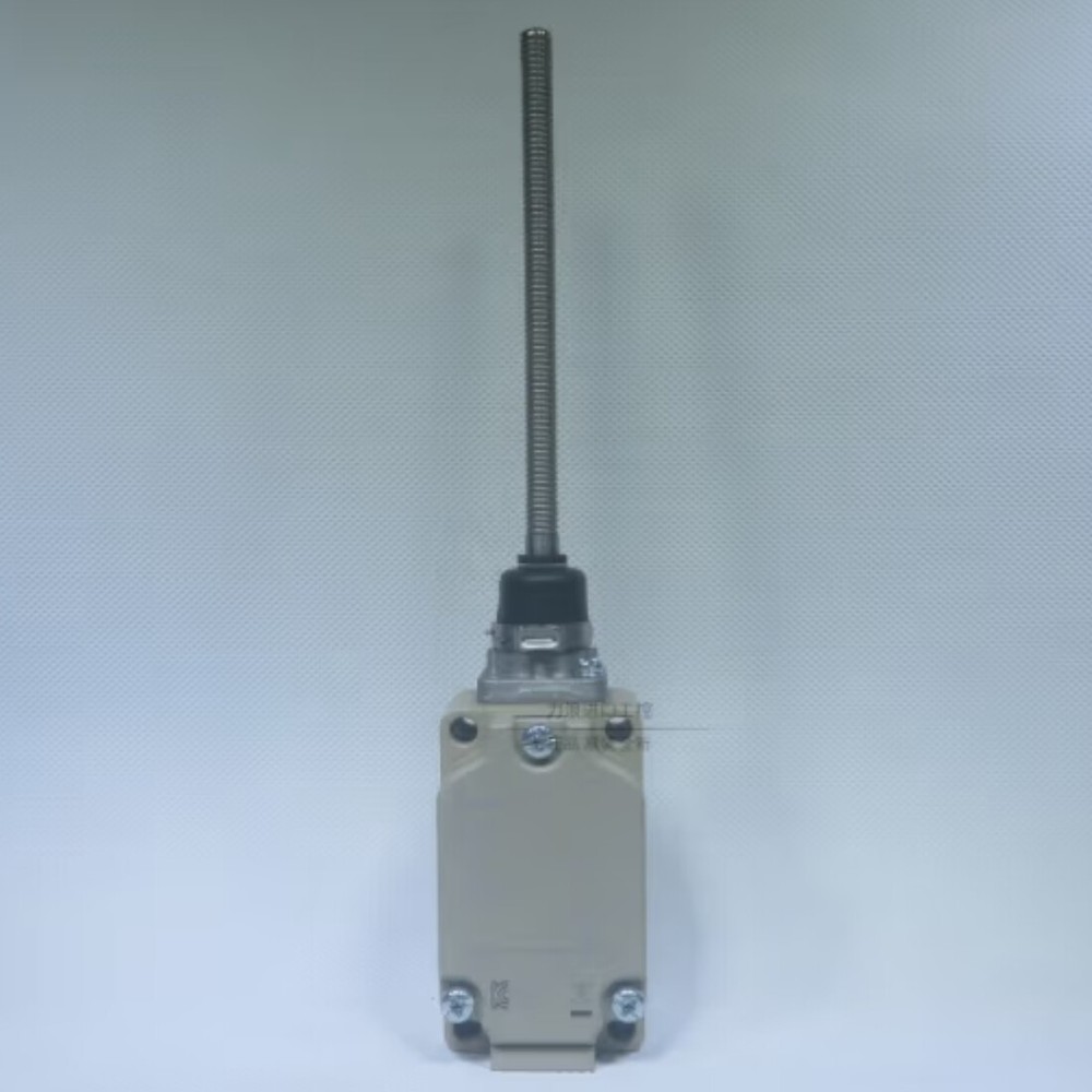 1pcs OMRON Limit Switch Travel Switch WLNJ-N