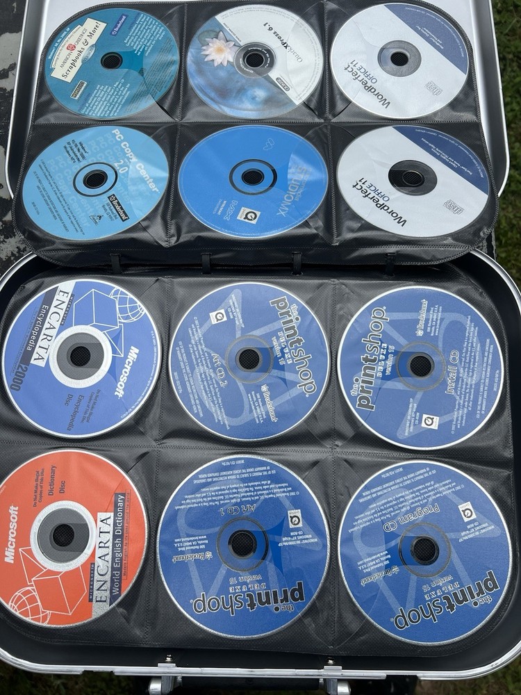100 Plus CD ROMs Whole Case