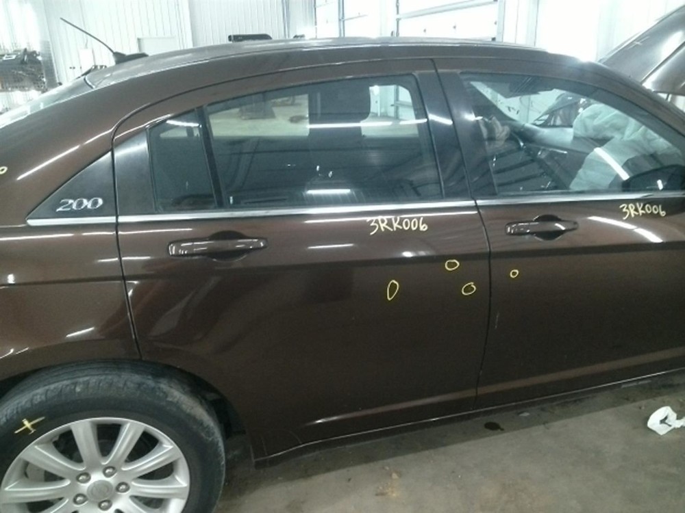 200 2013 High Mounted Stop Light 104930448