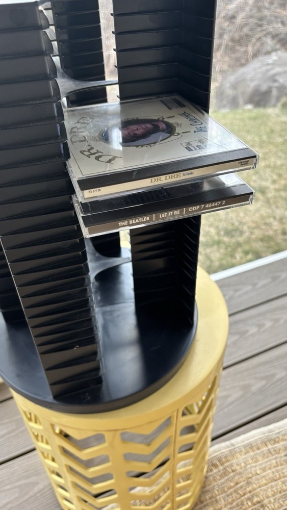 Fellowes 100 CD Carousel Rotating Storage Tower Spinner Rack Black 15" Tall