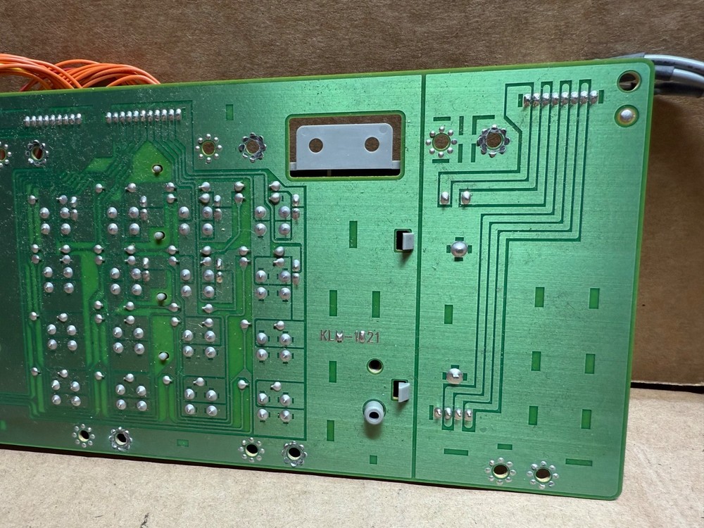 KORG TRINITY LEFT SIDE PANEL BOARD KLM-1821