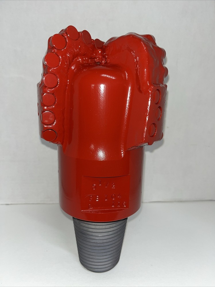 5 1/2” PDC DRILL BIT 2 7/8” API REG PIN