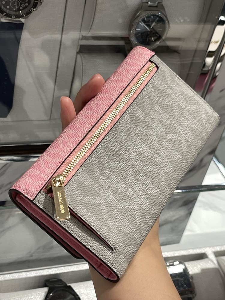 MICHAEL KORS OUTLET Jet Set Large Logo Trifold Wallet
