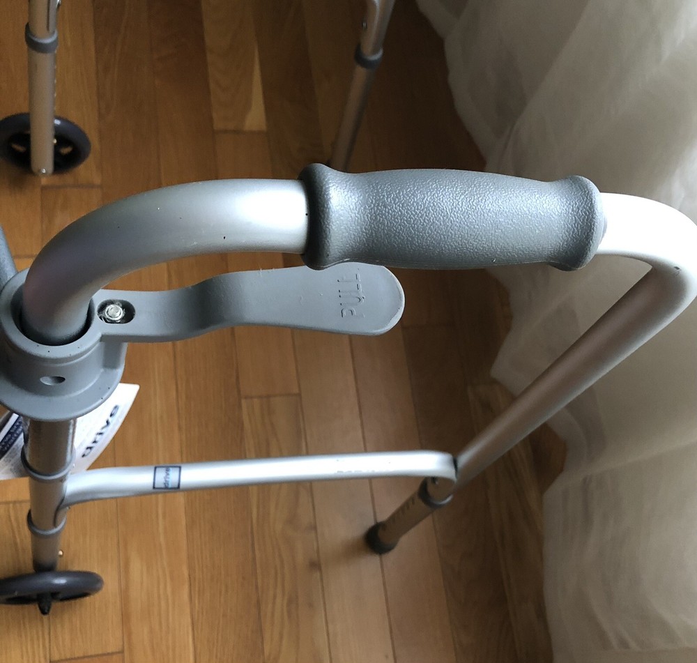 DRIVE DELUXE Trigger Release Folding Walker GRAY 5” Wheels Adjustable Height NWT