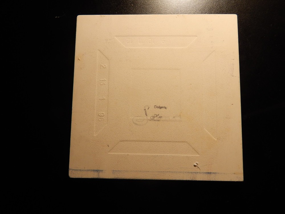 NOTES TRIVET! BB335UXX