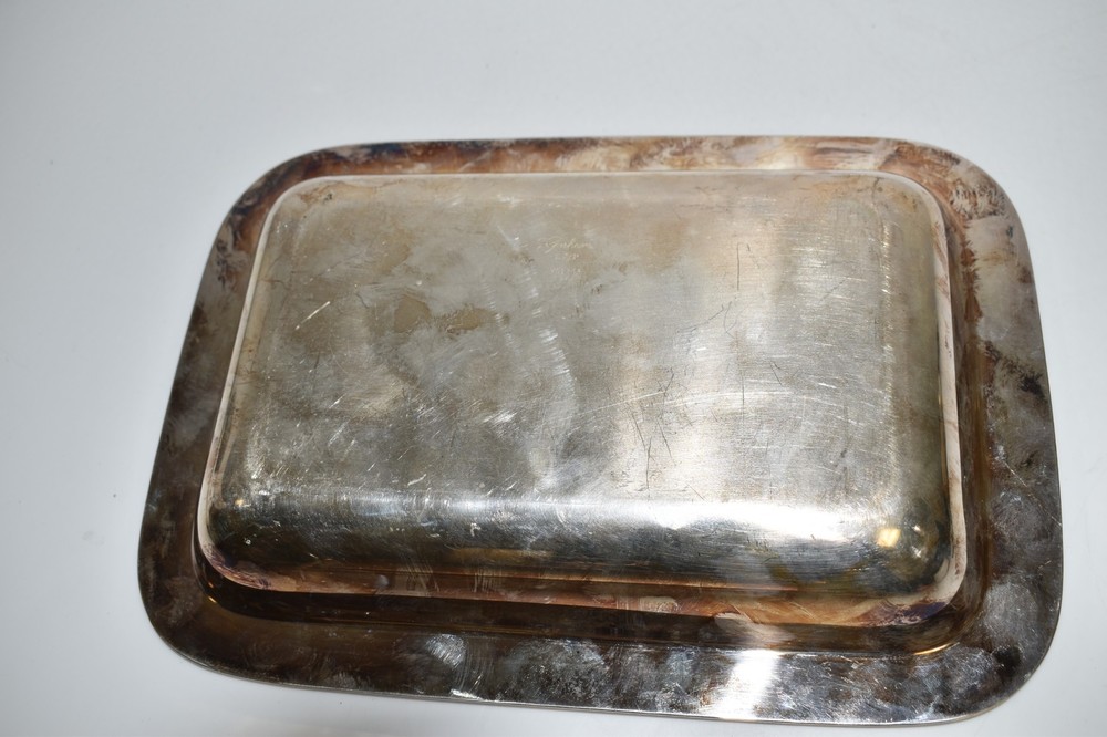 GORHAM SILVERPLATE? VINTAGE SERVER SERVING COVERED DISH (XDV78)