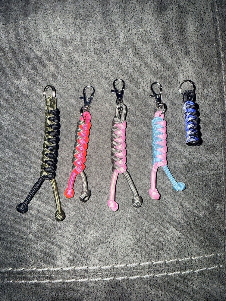 Multi Color Paracord Mini Keychain/Zipper Pull Key Ring