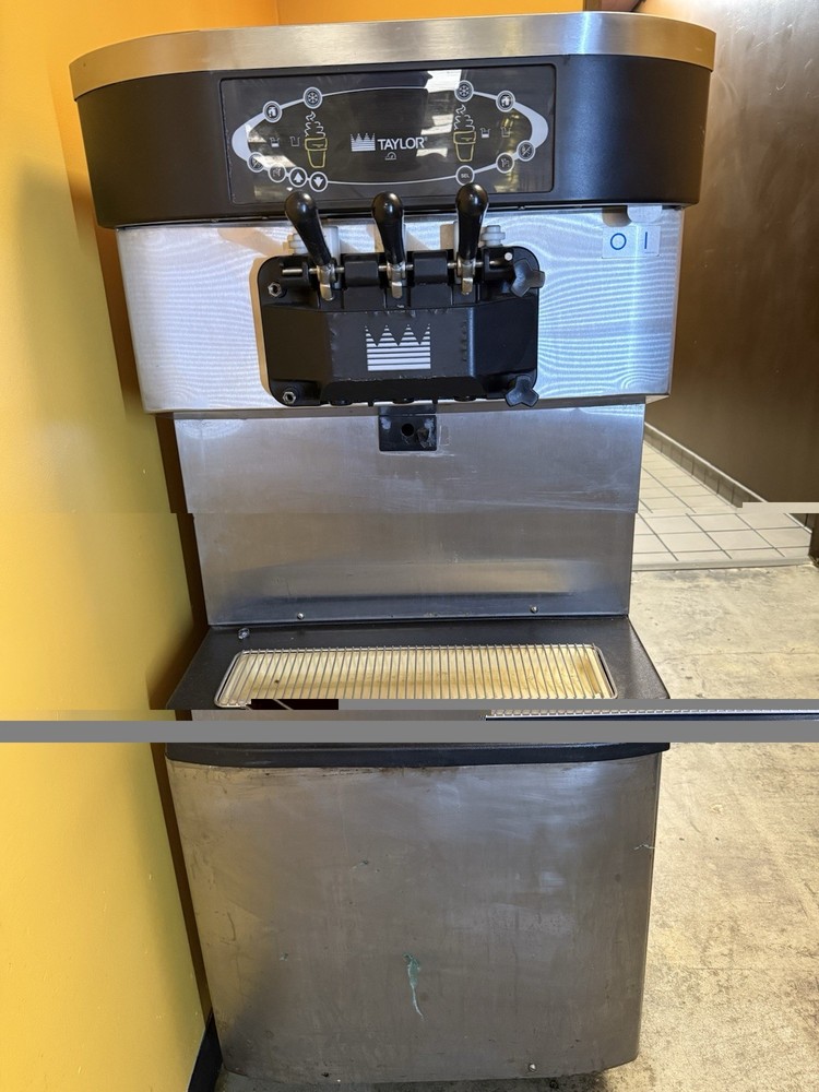 Taylor Soft Serve Machine 3 Handles