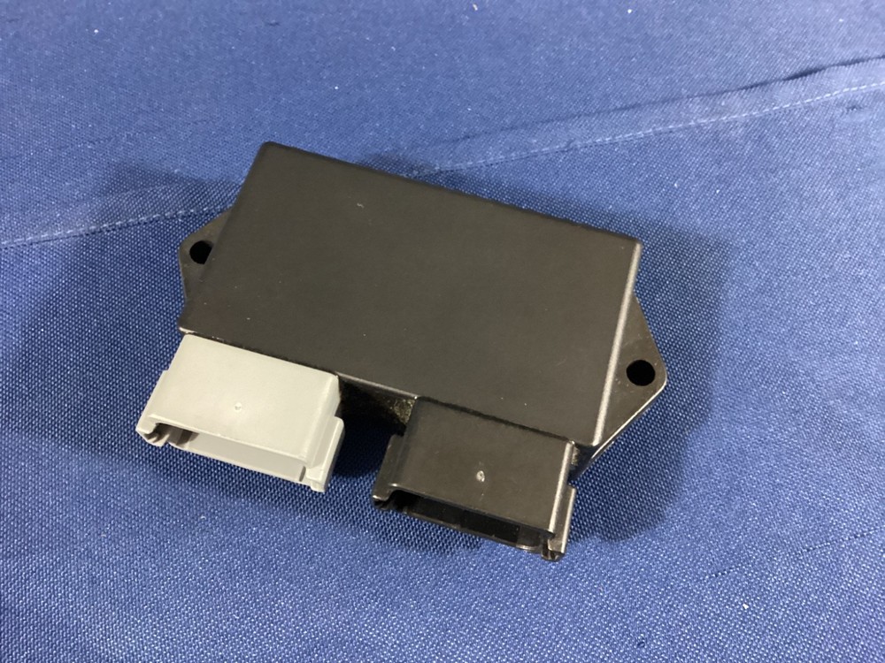 NEW OEM Harley Davidson Electronic Dual Plug Ignition Module, 32480-01 *