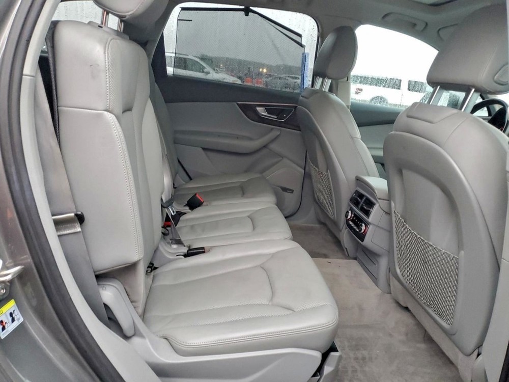 Fuse Box Engine Fits 17-24 AUDI Q7 4939768