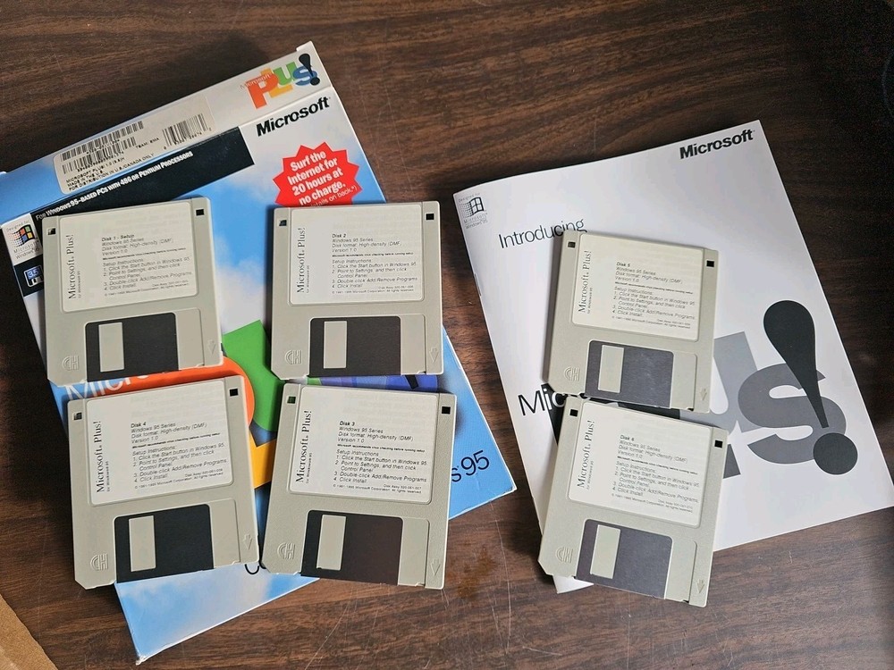 Microsoft Plus! Companion For Windows 95 Open Box