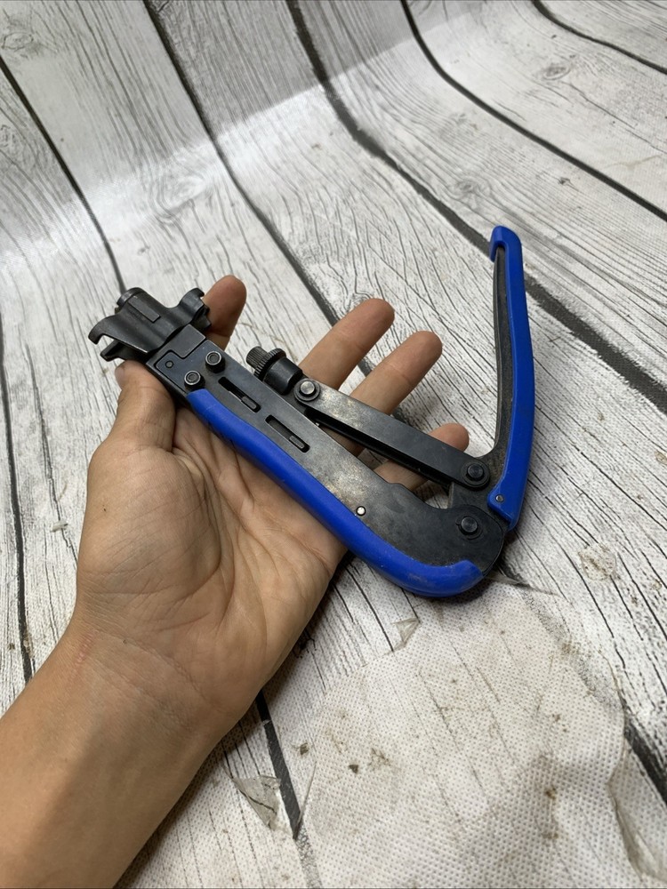 Monoprice Compression Tool Blue And Black