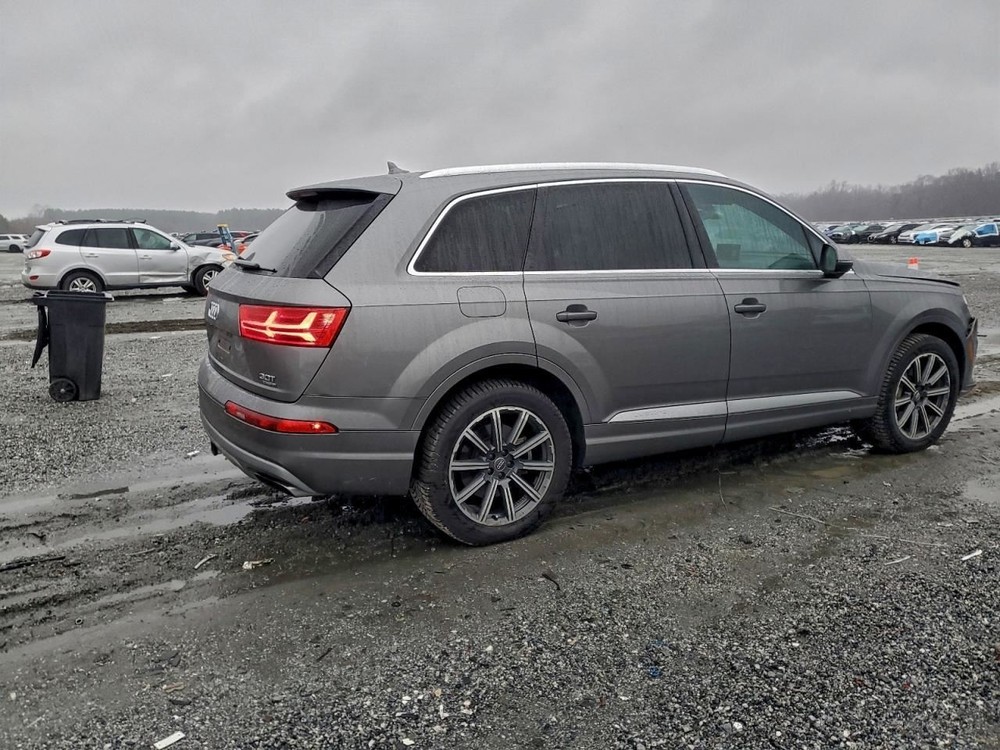 Fuse Box Engine Fits 17-24 AUDI Q7 4939768