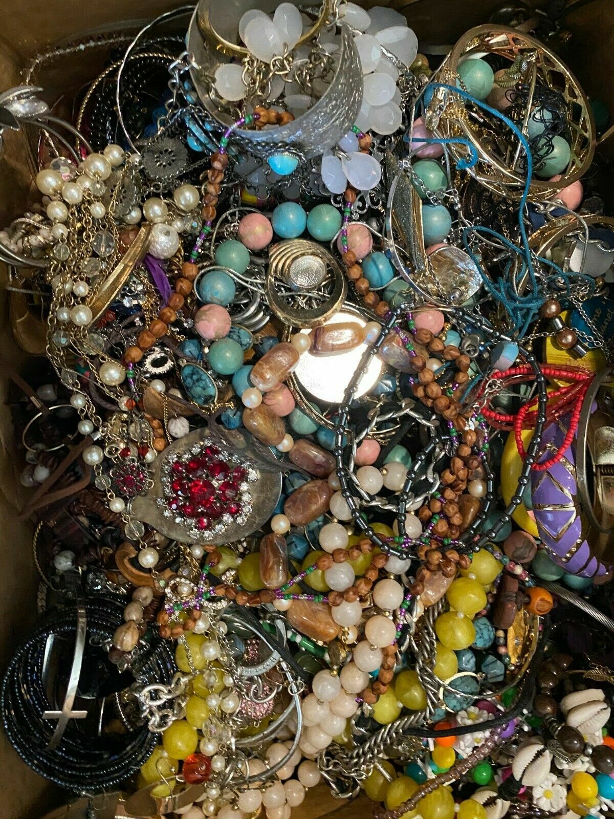FREE SHIP! 3 Pound Unsorted Huge Lot Jewelry VTG Now Junk Art Craft Treasure Fun