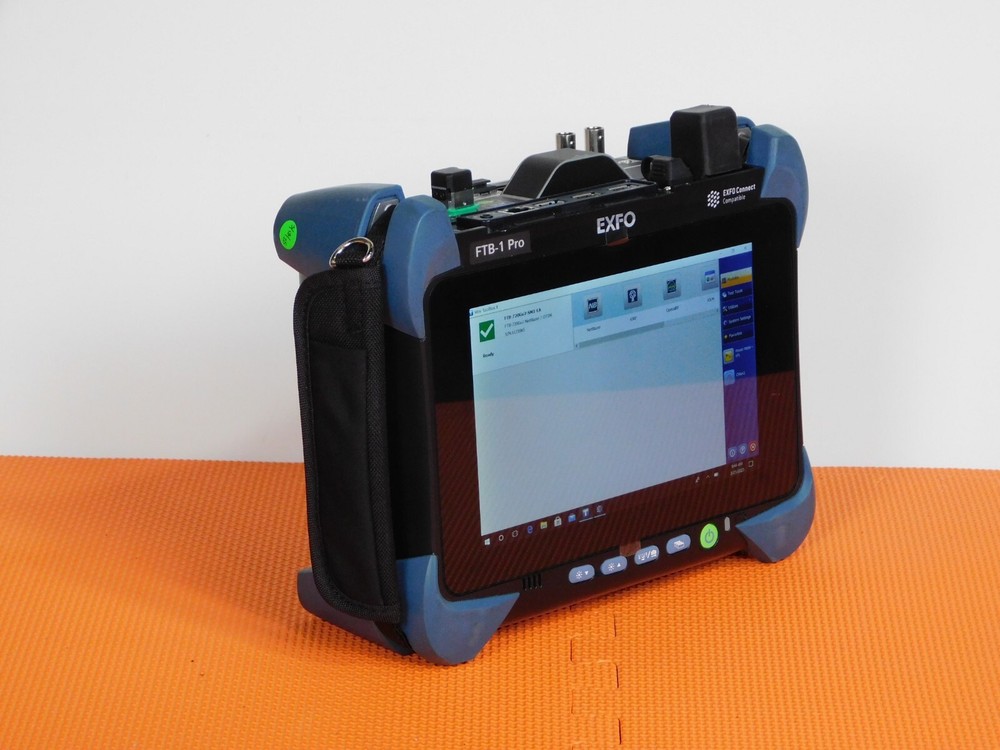 EXFO FTB1V2-720C8880 compact, modular test platform