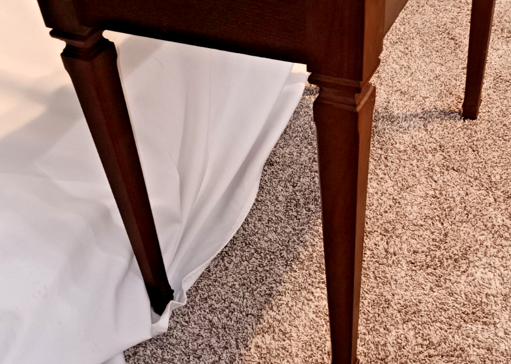 Vintage 1960s Mid Century Modern Piano Organ Bench with Padded flip top Storage