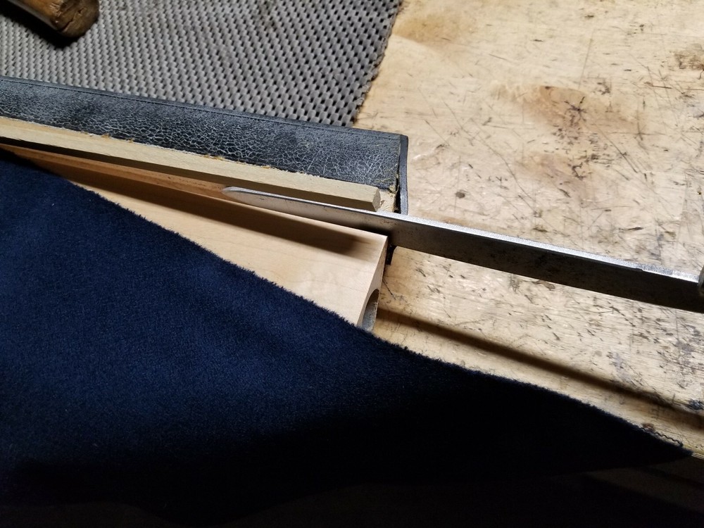 Pool Table Rail Featherstrip Puller Tool