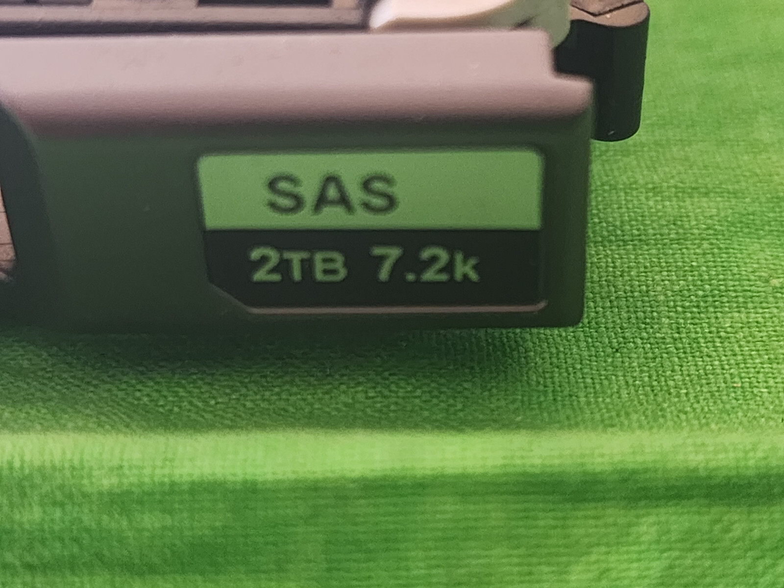 Dell 2TB 7.2K 12G 2.5" SAS HDD 0TMVN7 ST2000NX0463 TMVN7 GEN12 0NTPP3 Caddy