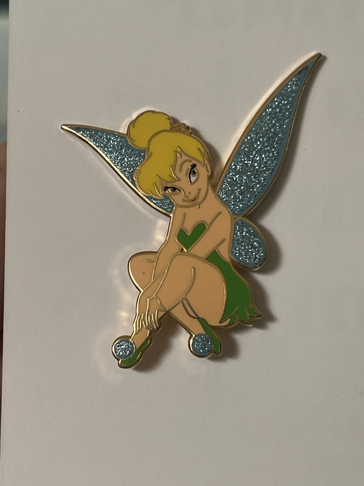 Disney DLRP Tinker Bell Sitting and Smiling Pin