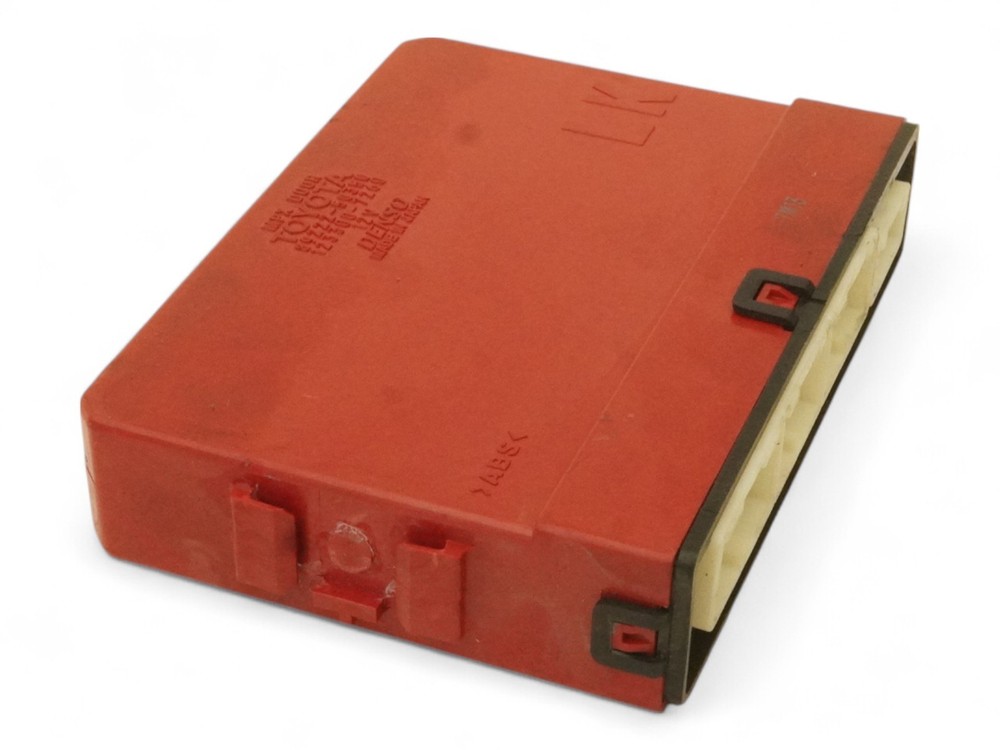 2010-2012 Lexus Ls460 Ls600 Xf40 Multiplex Network Door Control Module Front Lh