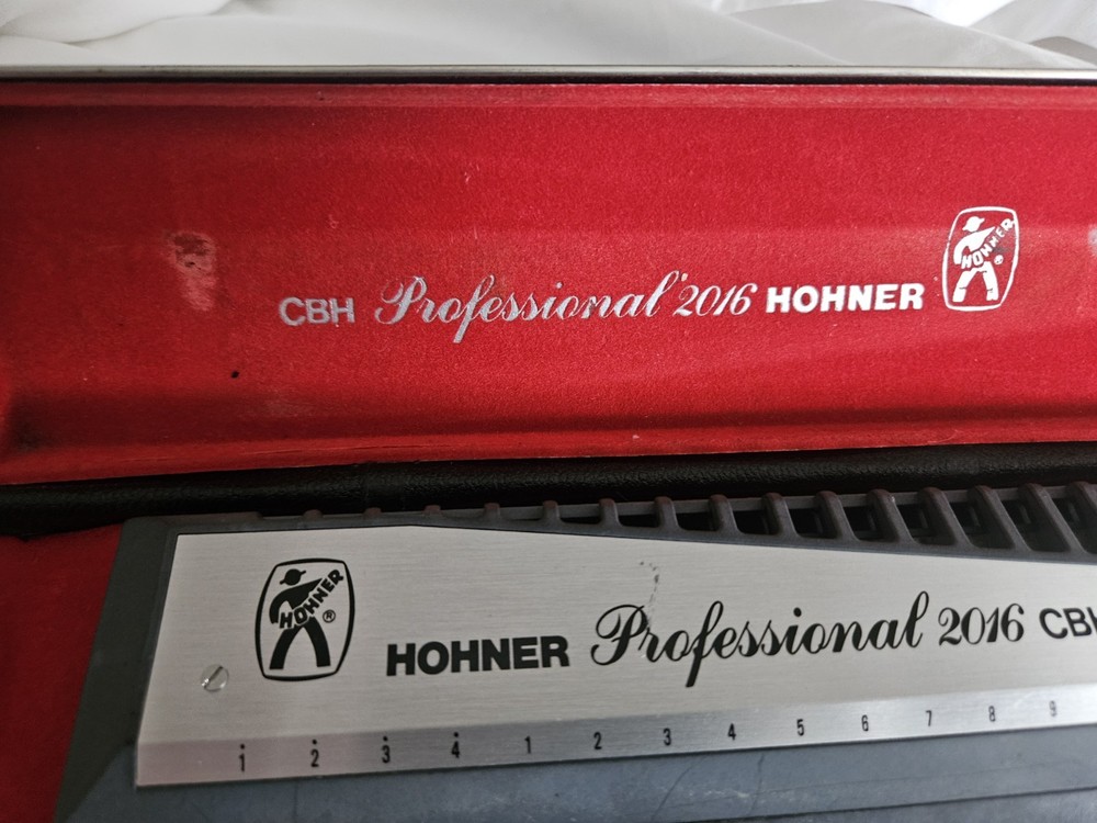 HOHNER CBH PROFESSIONAL 2016 HARMONICA WITH CASE