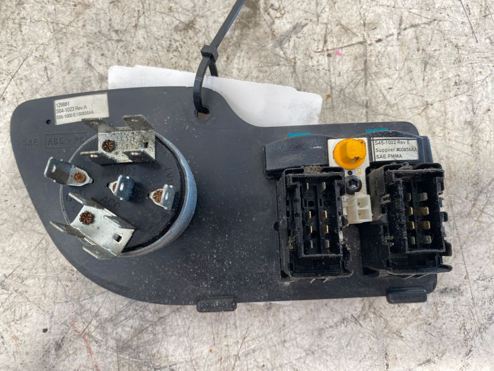 2006 Kenworth T2000 Ignition Part (566-10080)