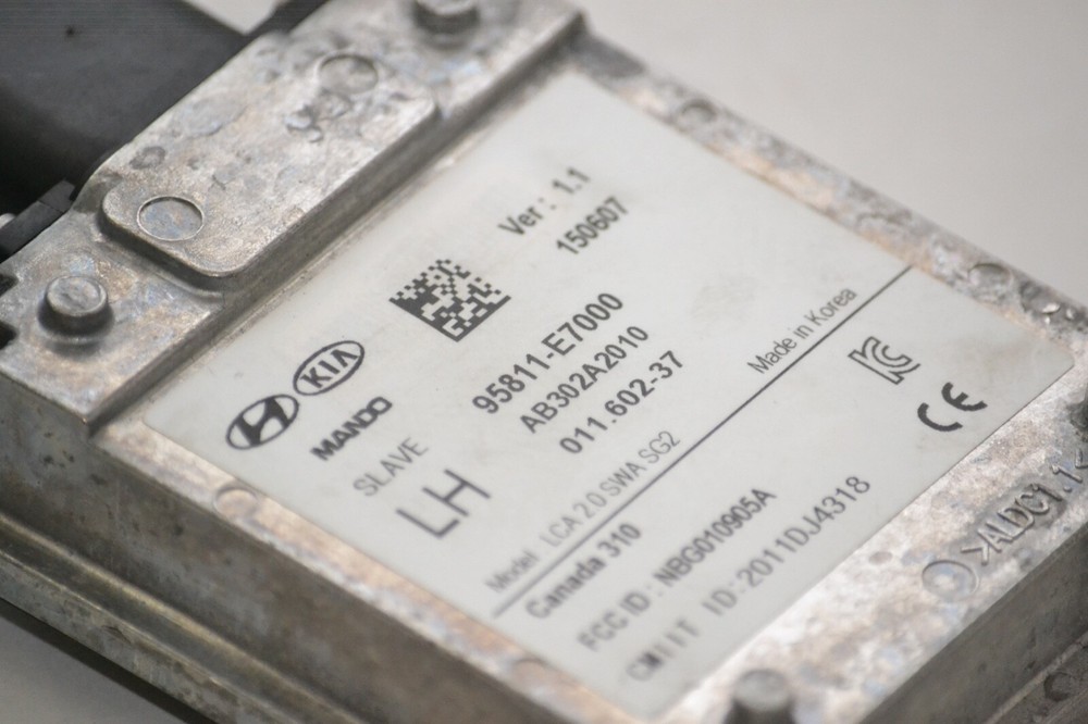 2015 2016 2017 Hyundai Azera BLIND SPOT OBSTACLE DETECTION SENSOR MODULE LEFT