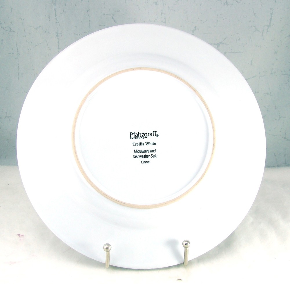 Pfaltzgraff Everyday TRELLIS WHITE Dinner Plate(s)