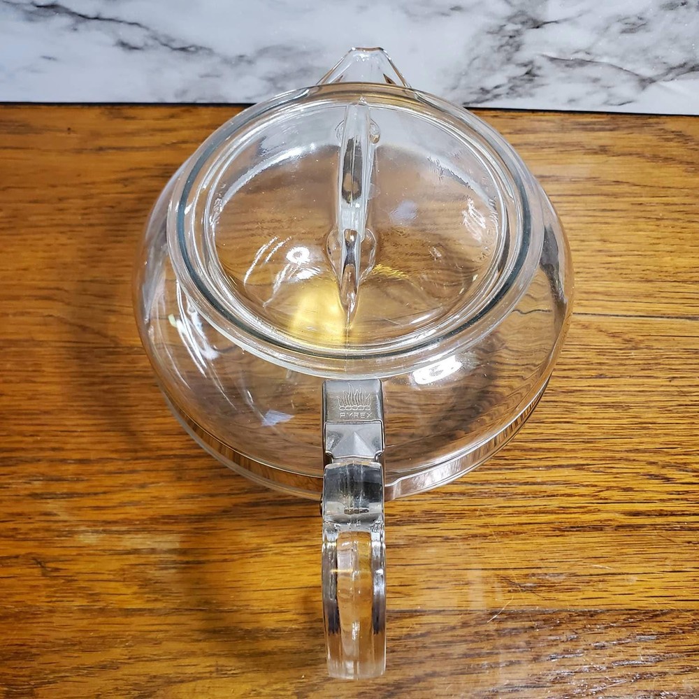 Pyrex tea pot, 6 cup tea pot, flameware, antique kitchenware, 1940s