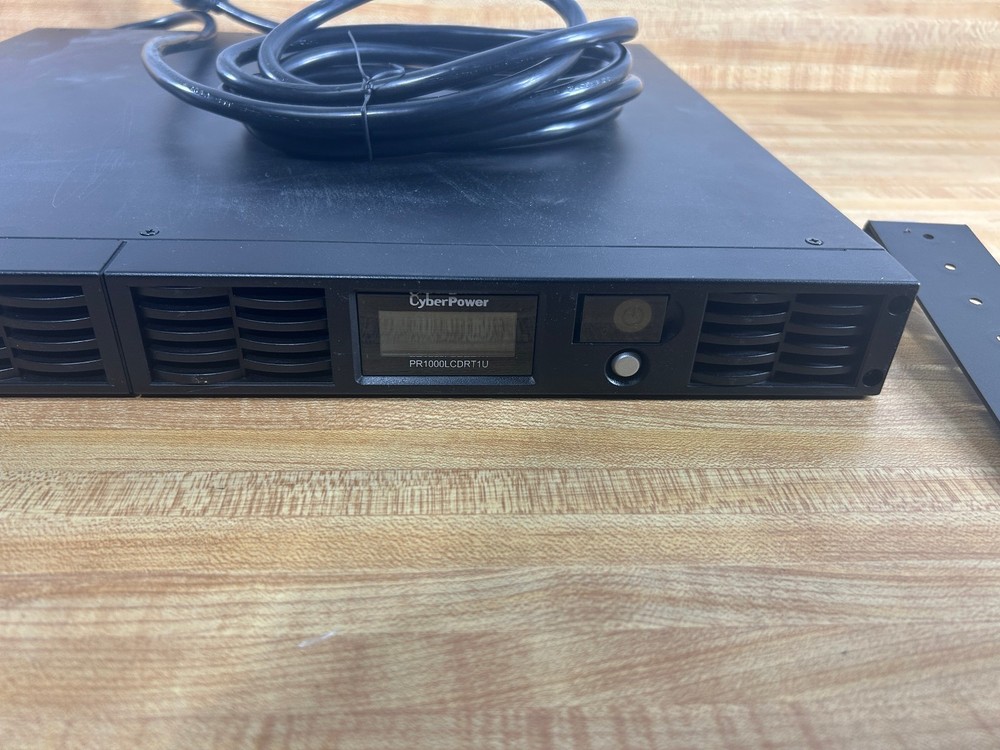 CyberPower PR1000LCDRT1U 1000VA/800W Smart App Sinewave Rack/Tower Z2C